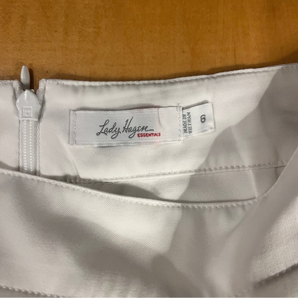 Golf, pickleball or tennis skort! The - Picture 4 of 9